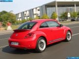 volkswagen_2012-beetle_1600x1200_040.jpg