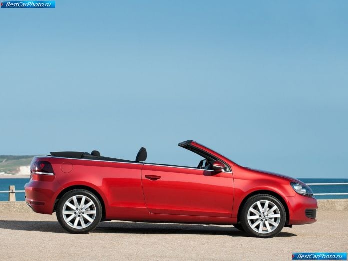 2012 Volkswagen Golf Cabriolet - фотография 38 из 111