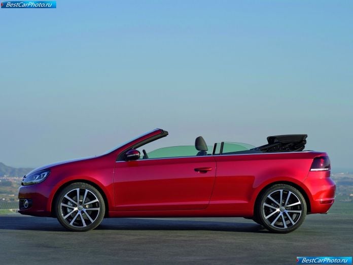 2012 Volkswagen Golf Cabriolet - фотография 70 из 111