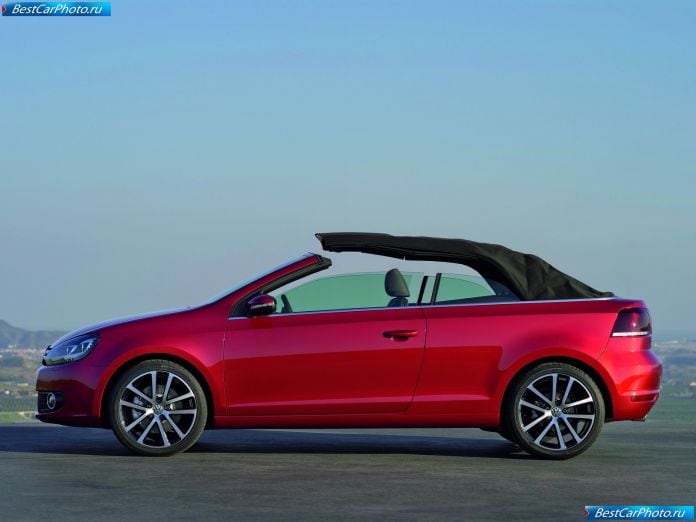 2012 Volkswagen Golf Cabriolet - фотография 74 из 111
