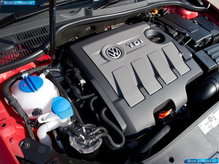 2012 Volkswagen Golf Cabriolet - фотография 96 из 111