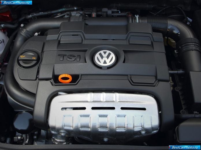 2012 Volkswagen Golf Cabriolet - фотография 98 из 111