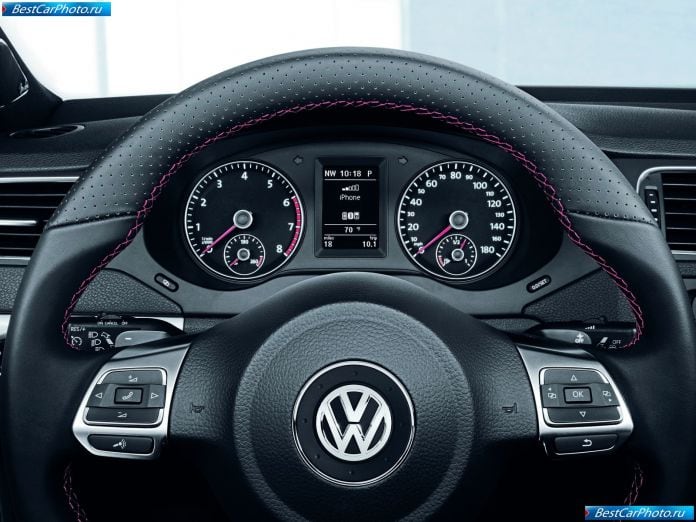 2012 Volkswagen Jetta Gli - фотография 6 из 7