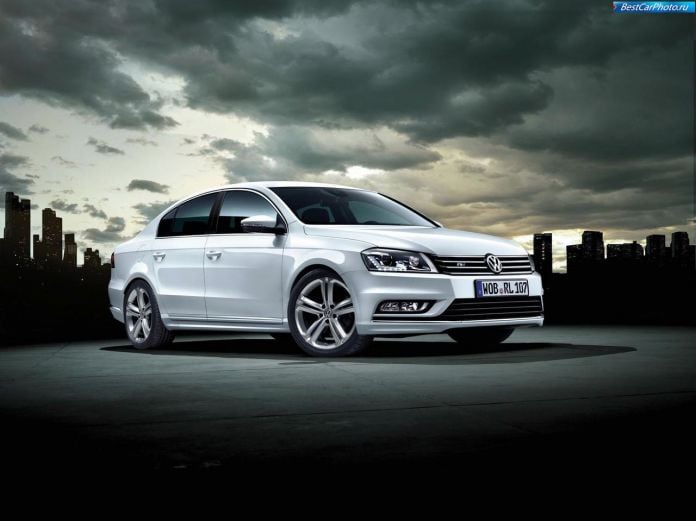 2012 Volkswagen Passat R-line - фотография 1 из 6 2012 Volkswagen Passat R-line - фотография 1 из 6