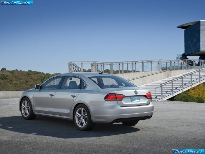 2012 Volkswagen Passat Us Version - фотография 7 из 10 2012 Volkswagen Passat Us Version - фотография 7 из 10