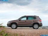 volkswagen_2012-tiguan_1600x1200_030.jpg