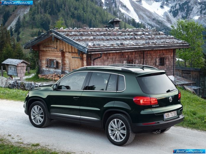 2012 Volkswagen Tiguan - фотография 42 из 75