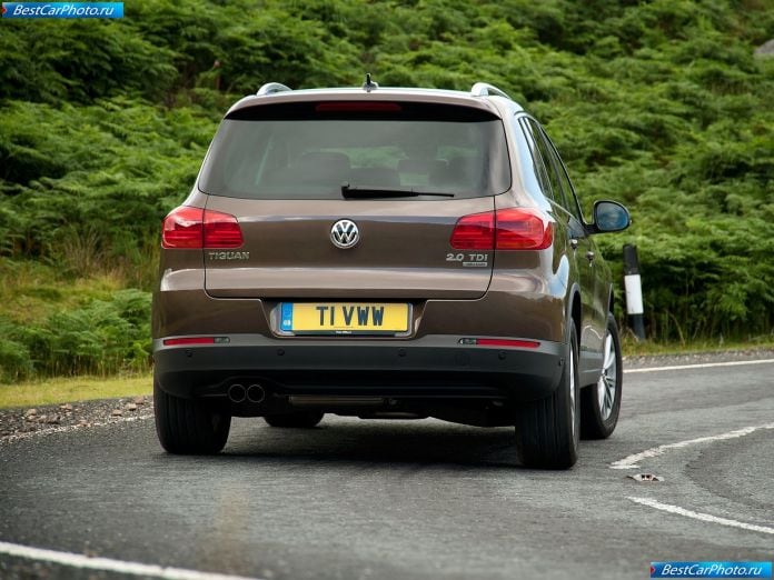 2012 Volkswagen Tiguan - фотография 48 из 75