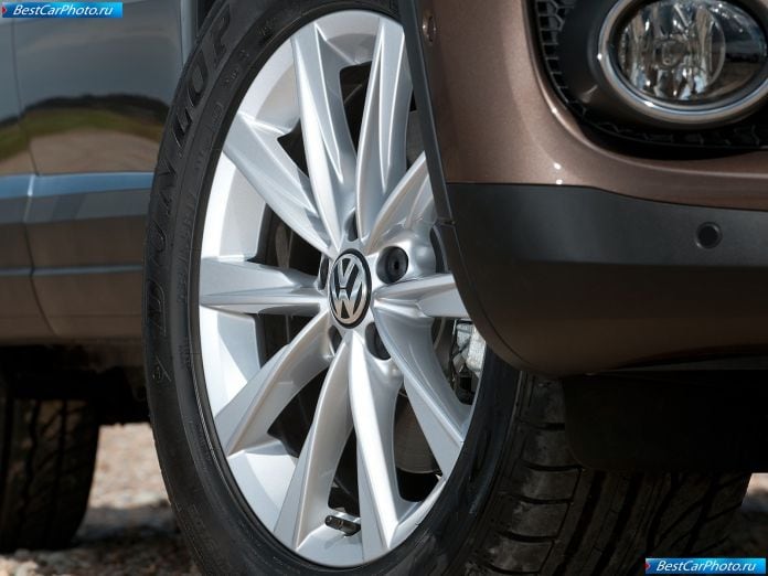 2012 Volkswagen Tiguan - фотография 67 из 75