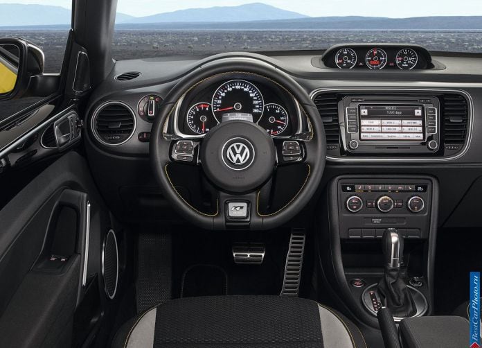 2013 Volkswagen Beetle GSR - фотография 3 из 27 2013 Volkswagen Beetle GSR - фотография 3 из 27
