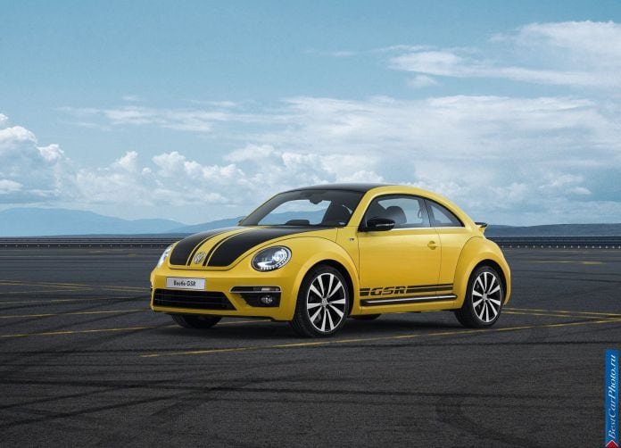 2013 Volkswagen Beetle GSR - фотография 4 из 27