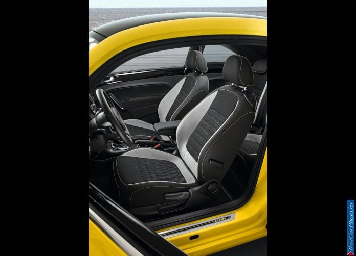 2013 Volkswagen Beetle GSR - фотография 22 из 27 2013 Volkswagen Beetle GSR - фотография 22 из 27