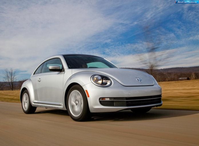 2013 Volkswagen Beetle TDI - фотография 2 из 6