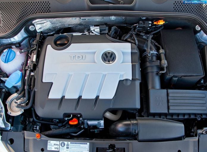 2013 Volkswagen Beetle TDI - фотография 6 из 6