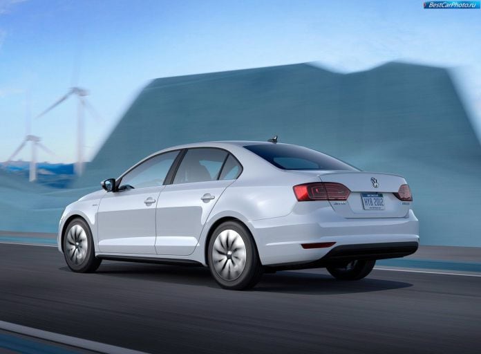 2013 Volkswagen Jetta Hybrid - фотография 6 из 12 2013 Volkswagen Jetta Hybrid - фотография 6 из 12