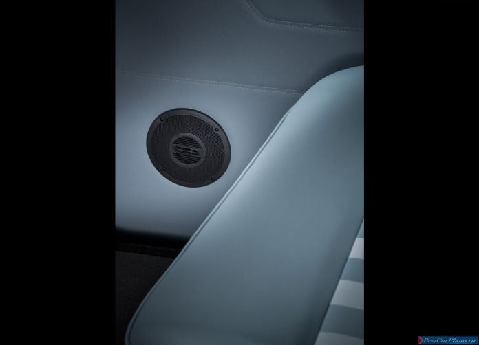 2013 Volkswagen Kombi Last Edition - фотография 24 из 24
