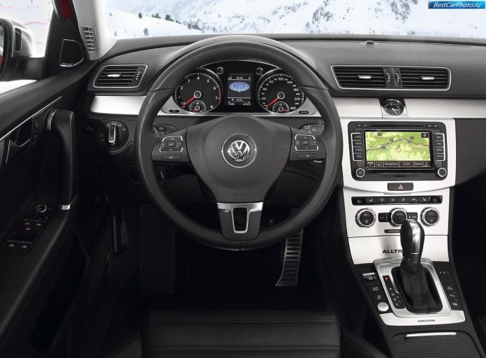 2013 Volkswagen Passat Alltrack - фотография 6 из 67