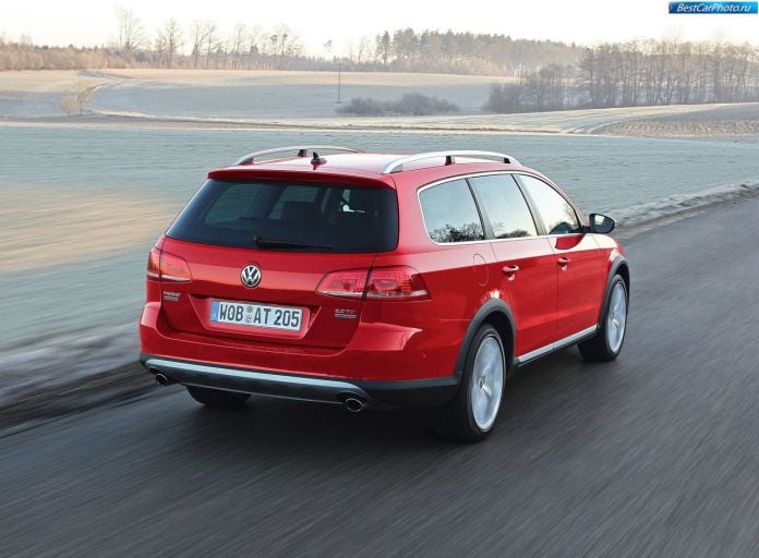 2013 Volkswagen Passat Alltrack - фотография 30 из 67 2013 Volkswagen Passat Alltrack - фотография 30 из 67