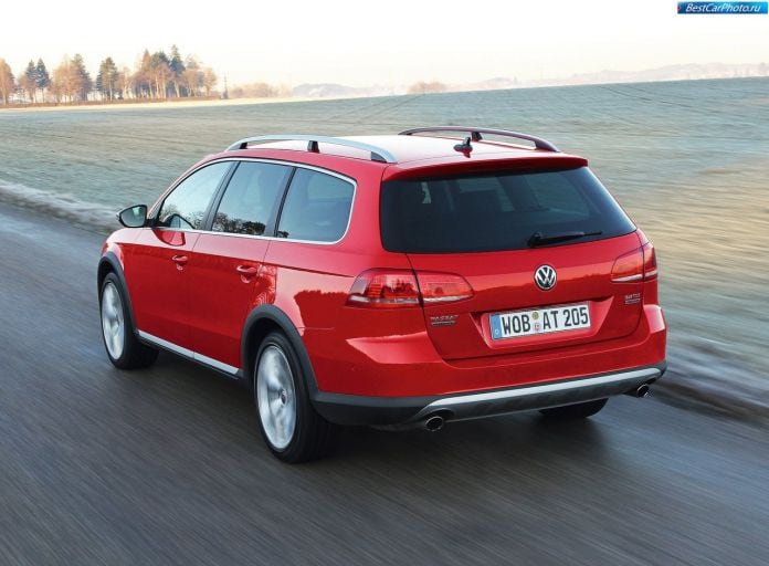 2013 Volkswagen Passat Alltrack - фотография 31 из 67 2013 Volkswagen Passat Alltrack - фотография 31 из 67