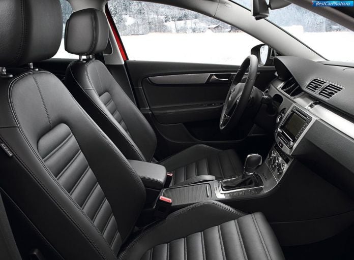 2013 Volkswagen Passat Alltrack - фотография 42 из 67 2013 Volkswagen Passat Alltrack - фотография 42 из 67