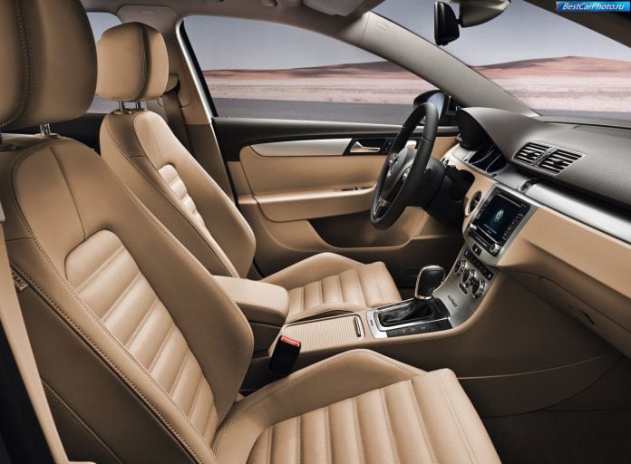 2013 Volkswagen Passat Alltrack - фотография 43 из 67 2013 Volkswagen Passat Alltrack - фотография 43 из 67