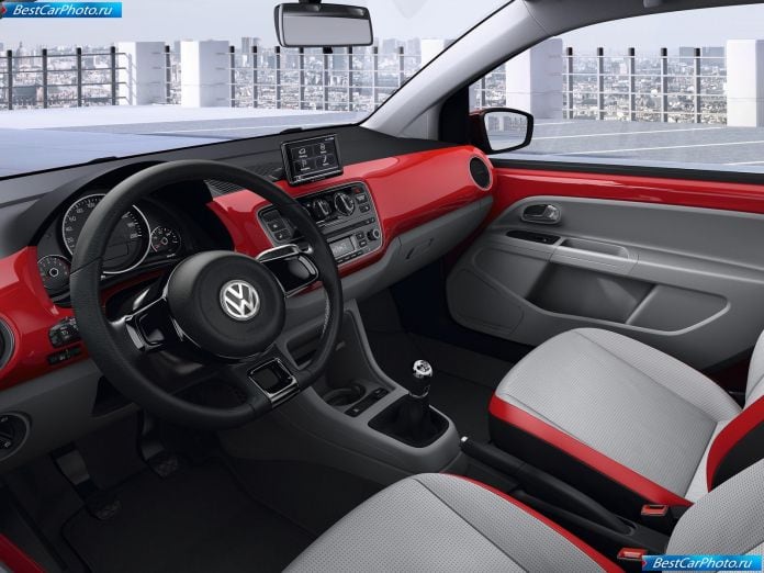 2013 Volkswagen Up - фотография 66 из 87