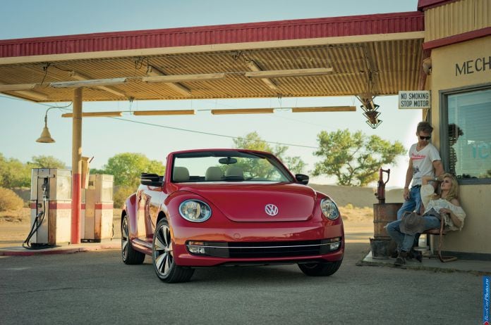 2013 Volkswagen Beetle Convertible - фотография 23 из 42