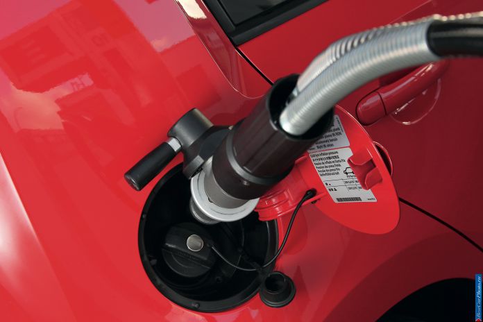 2013 Volkswagen Eco Up - фотография 11 из 20
