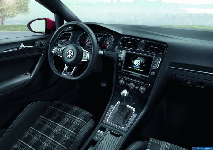 2013 Volkswagen Golf GTD - фотография 5 из 5