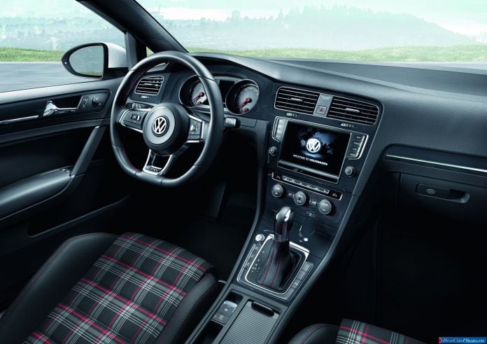 2013 Volkswagen Golf GTI - фотография 5 из 5 2013 Volkswagen Golf GTI - фотография 5 из 5