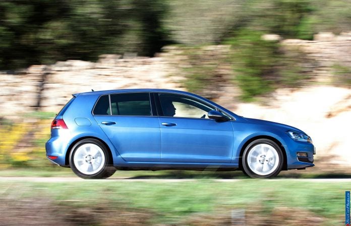 2013 Volkswagen Golf UK-version - фотография 11 из 90