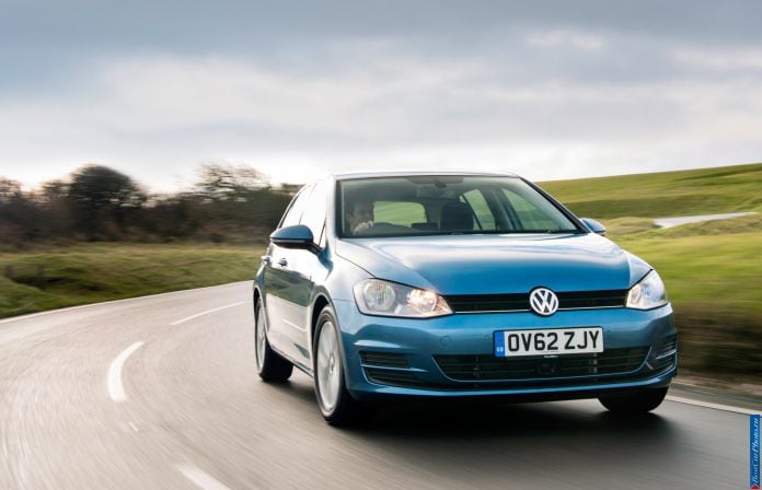 2013 Volkswagen Golf UK-version - фотография 16 из 90
