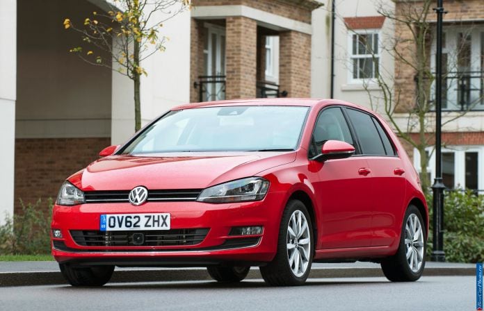 2013 Volkswagen Golf UK-version - фотография 43 из 90