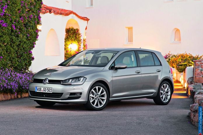 2013 Volkswagen Golf UK-version - фотография 55 из 90 2013 Volkswagen Golf UK-version - фотография 55 из 90
