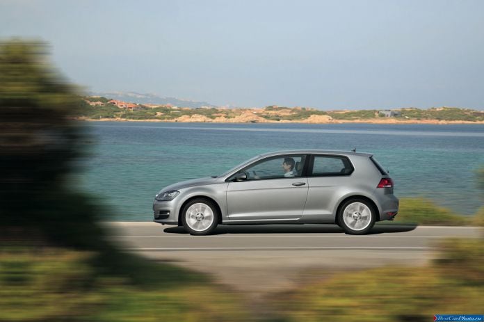 2013 Volkswagen Golf VII - фотография 9 из 99