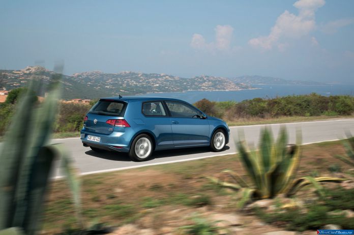 2013 Volkswagen Golf VII - фотография 20 из 99 2013 Volkswagen Golf VII - фотография 20 из 99