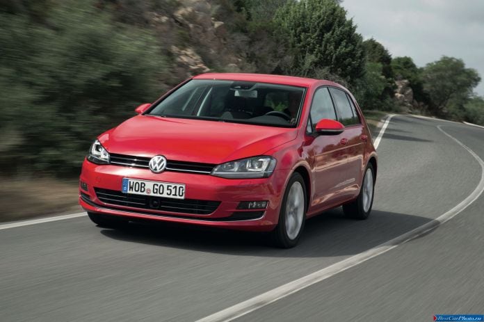 2013 Volkswagen Golf VII - фотография 27 из 99