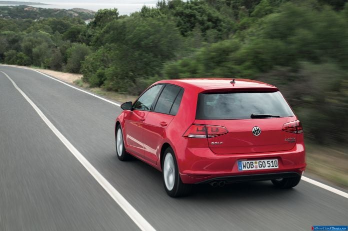 2013 Volkswagen Golf VII - фотография 28 из 99