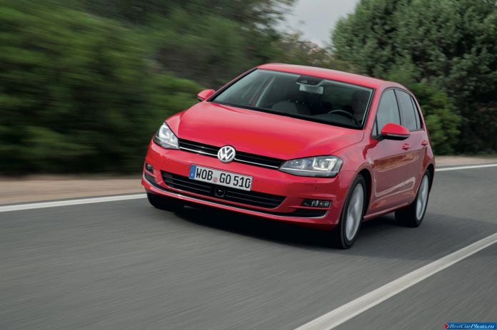 2013 Volkswagen Golf VII - фотография 29 из 99