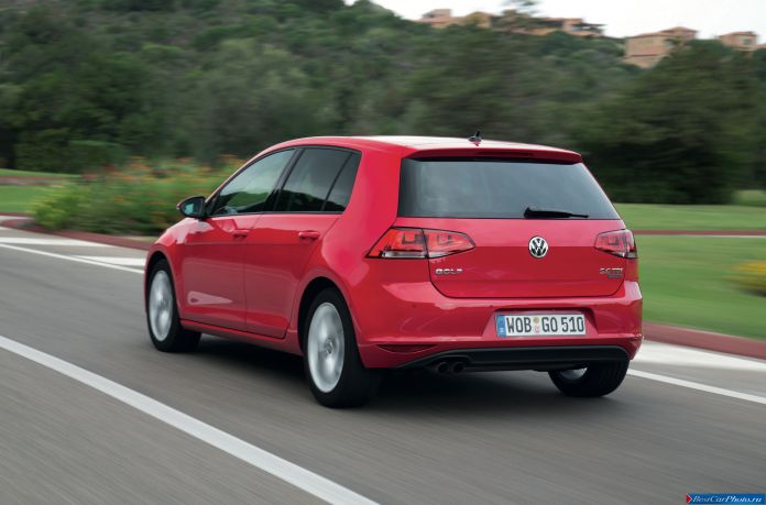 2013 Volkswagen Golf VII - фотография 30 из 99