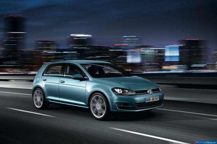 2013 Volkswagen Golf VII - фотография 36 из 99