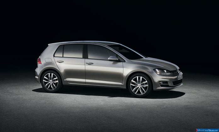 2013 Volkswagen Golf VII - фотография 44 из 99