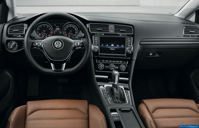2013 Volkswagen Golf VII - фотография 71 из 99