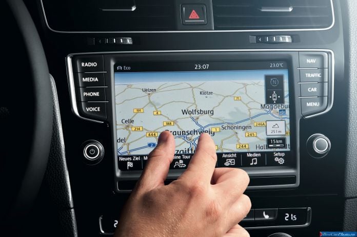2013 Volkswagen Golf VII - фотография 84 из 99