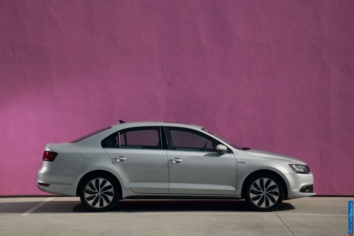 2013 Volkswagen Jetta Hybryd - фотография 5 из 7