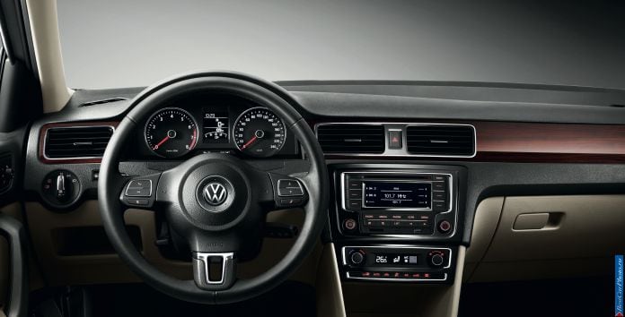 2013 Volkswagen Santana - фотография 5 из 5