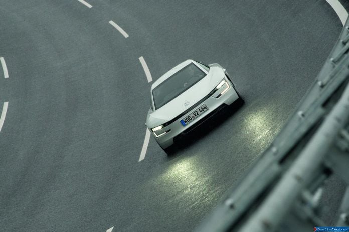 2013 Volkswagen XL1 - фотография 24 из 42