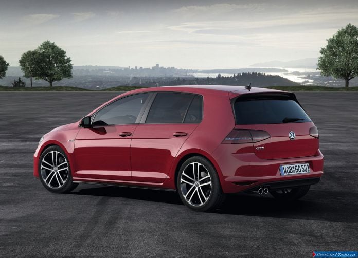 2014 Volkswagen Golf GTD - фотография 16 из 42