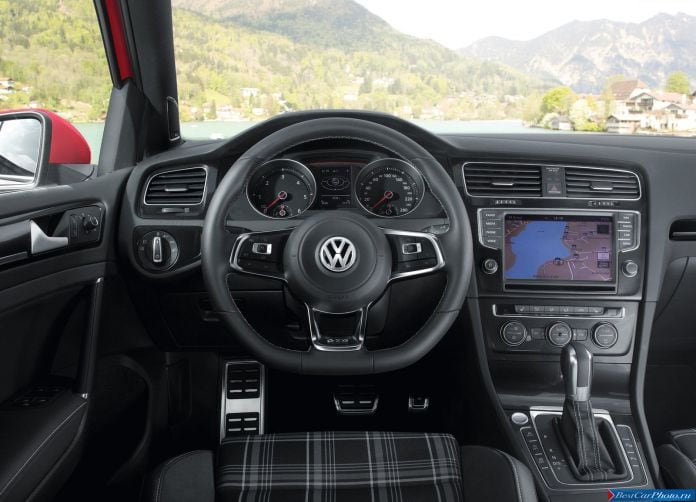 2014 Volkswagen Golf GTD - фотография 21 из 42