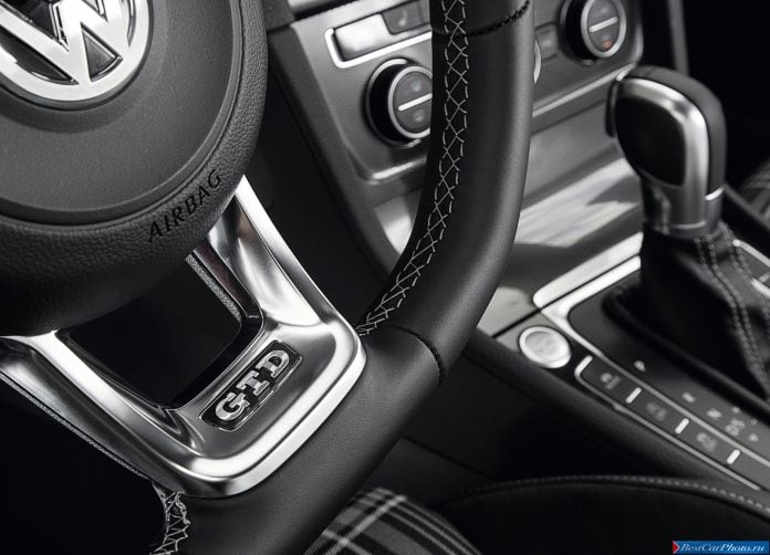 2014 Volkswagen Golf GTD - фотография 23 из 42
